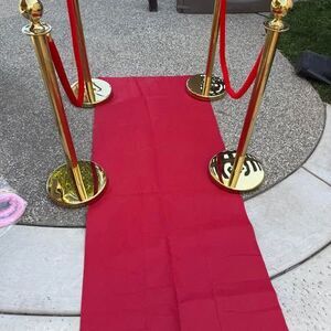 Stanchions with accessories - Gently used